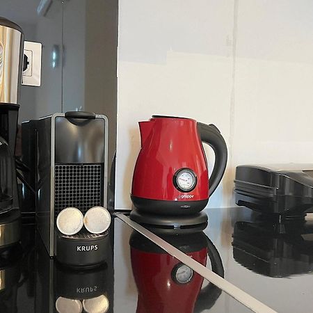 Pentelis Cozy Apt In Paleo Faliro 아테네 외부 사진
